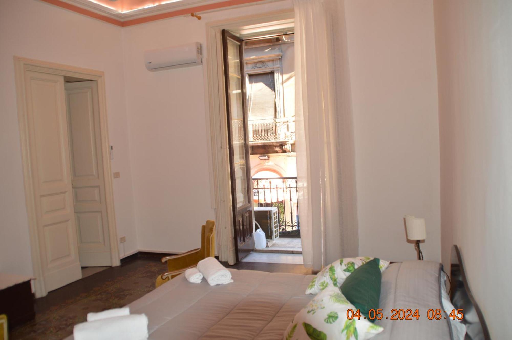 Gli Appartamenti Di Palazzo Umberto I Catania Exterior foto